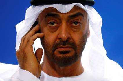 هل يكون اختيار ولي العهد أول تحدٍّ أمام بن زايد؟